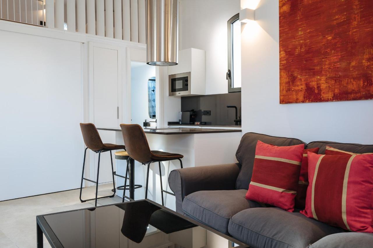 Apartamentos Montevideo 6 Севилья Экстерьер фото