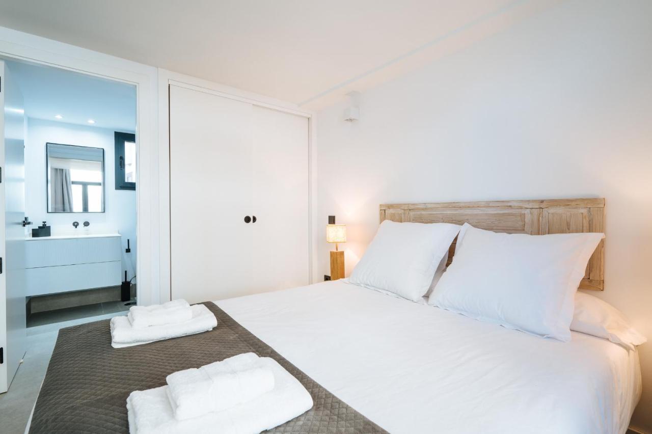 Apartamentos Montevideo 6 Севилья Экстерьер фото