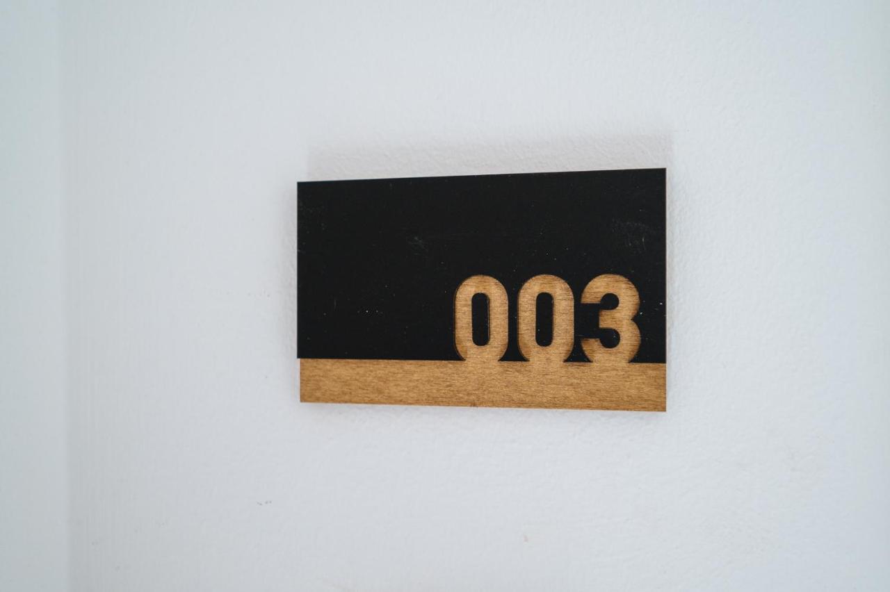 Apartamentos Montevideo 6 Севилья Экстерьер фото