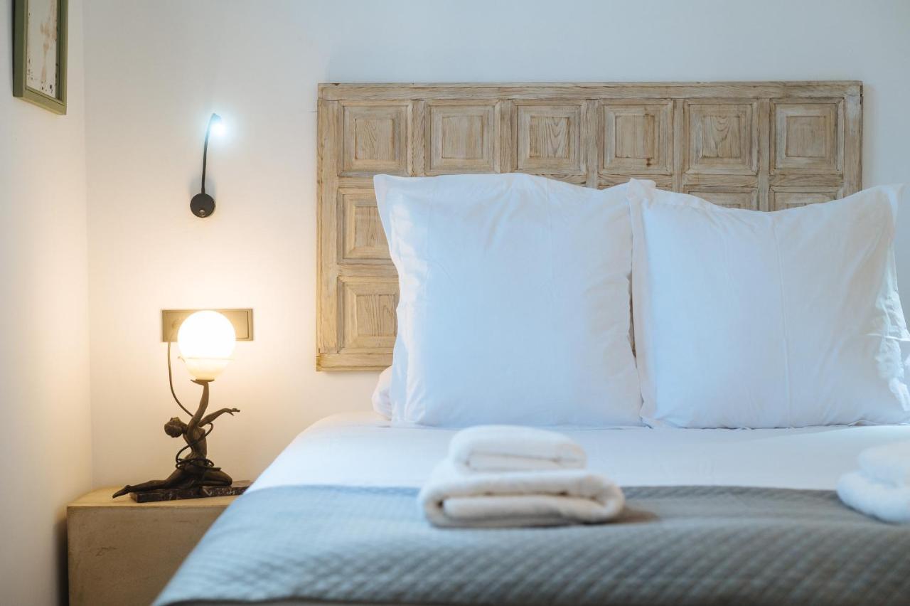 Apartamentos Montevideo 6 Севилья Экстерьер фото
